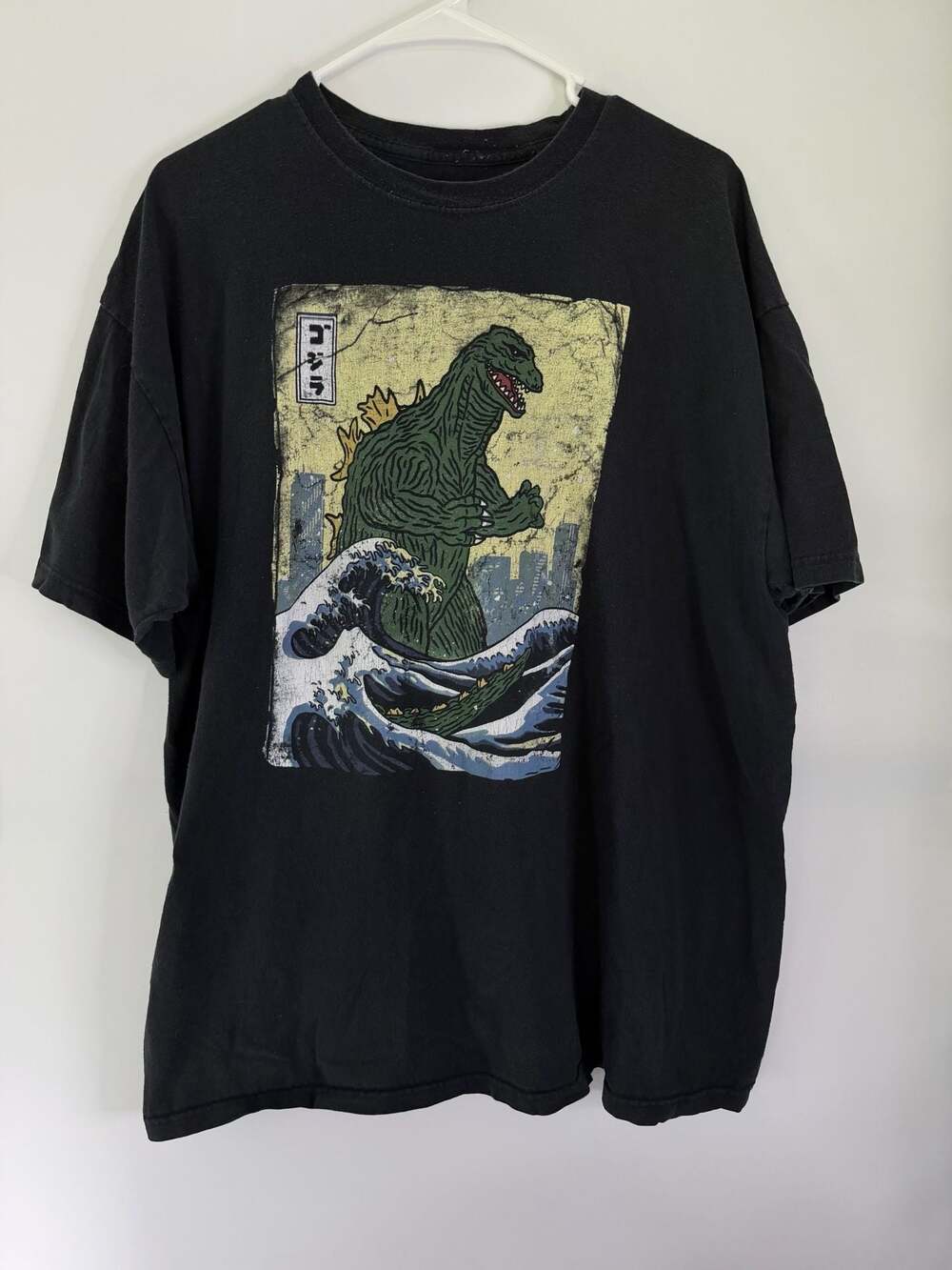 Godzilla The Great Wave Graphic Black T-Shirt XL